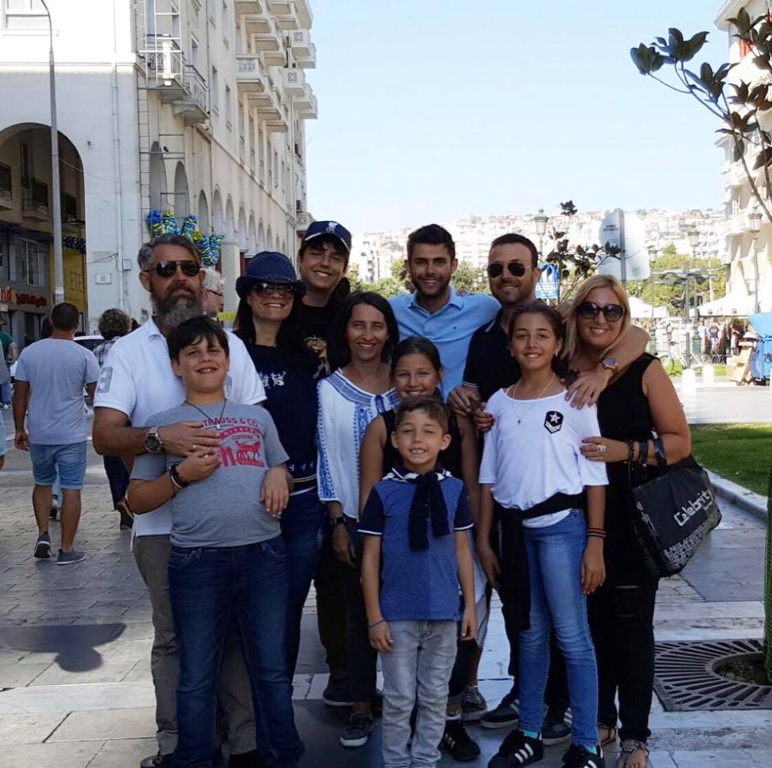 peter liaskos (back row, centre) visited thessaloniki with his family for the first time. (1)